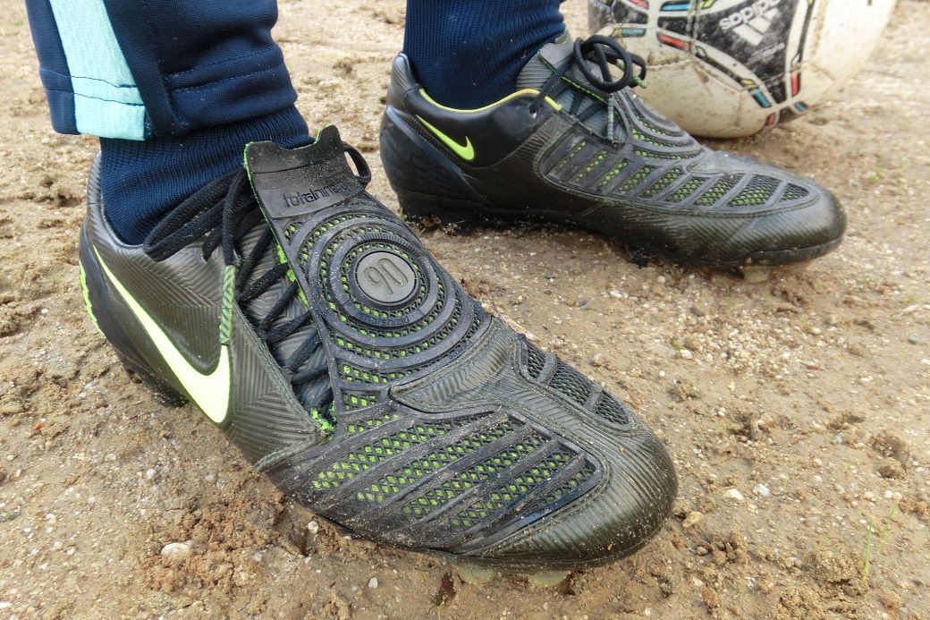 Nike t90 laser i grey sales